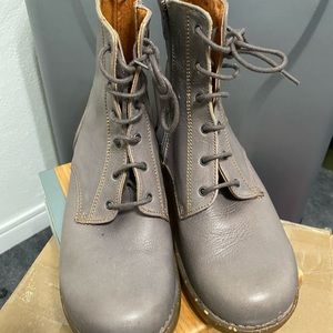 Art  booties made in Spain